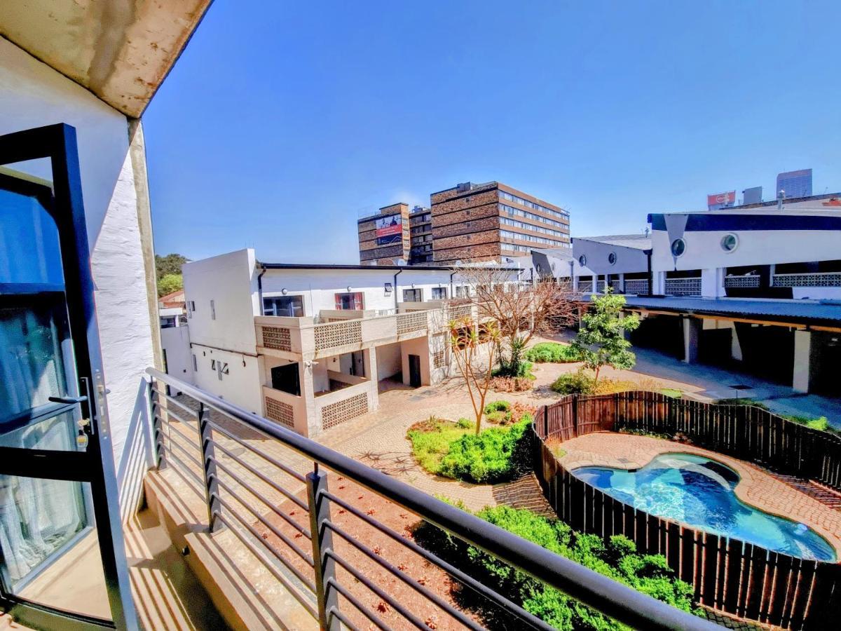 Kaleaba House In Vibey Maboneng Precint Apartment Johannesburg Bagian luar foto
